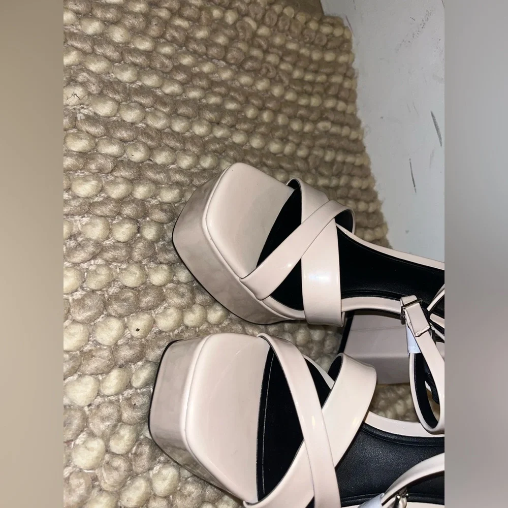 NWT Zara Platform Heels - Picture 7 of 11